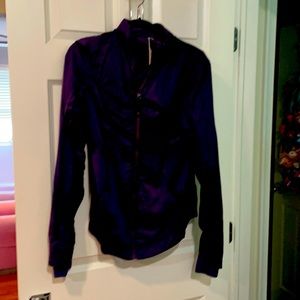 Light weight running jacket